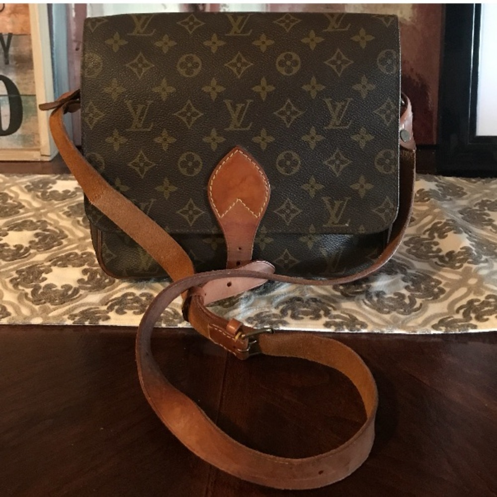 Authentic Louis Vuitton Cartouchiere GM